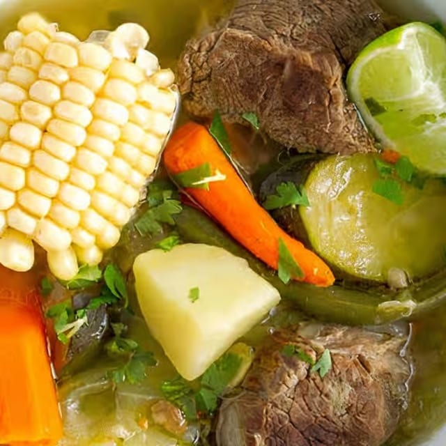 Caldo De Res.