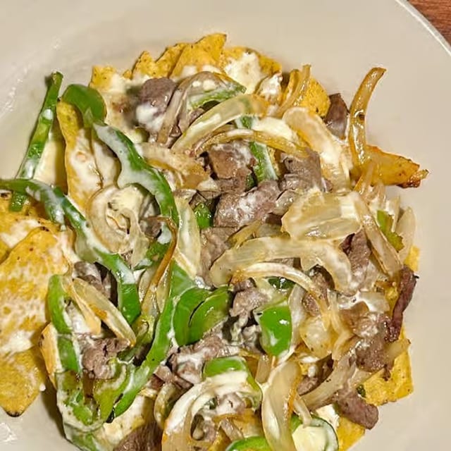 Fajitas Nachos (Steak or Grilled Chicken).