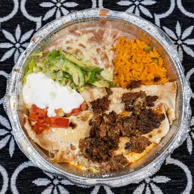 Pollo Con Chorizo.