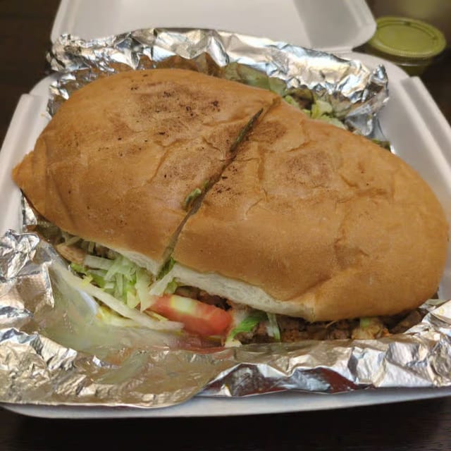 Torta Loca Sandwich.
